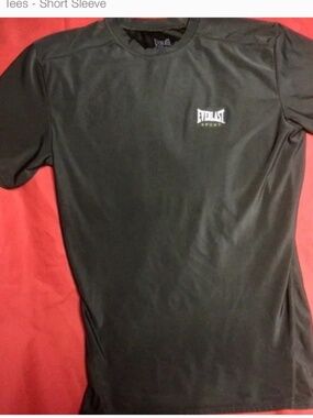 Everlast tshirt